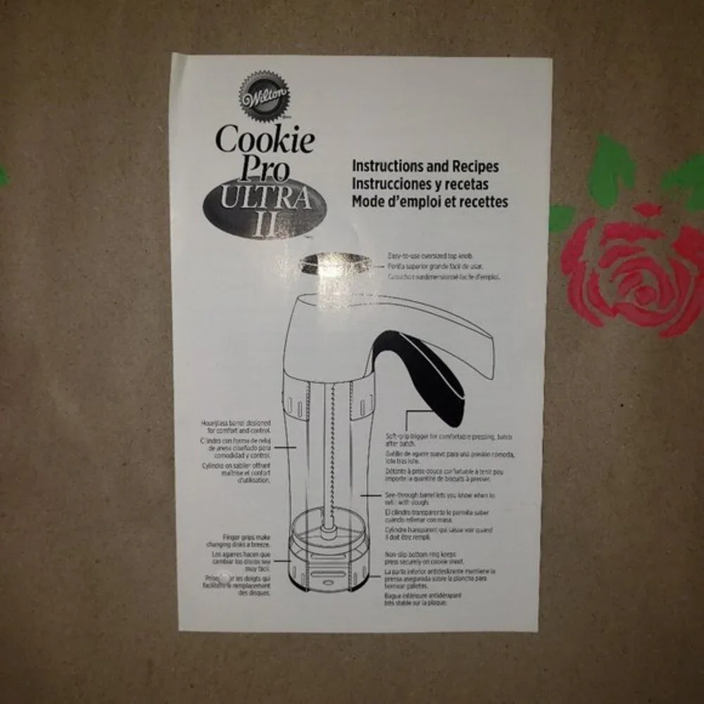 Wilton Cookie Pro Ultra II With 18 Disks